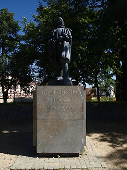 Třeboň - socha Jakuba Krčína
